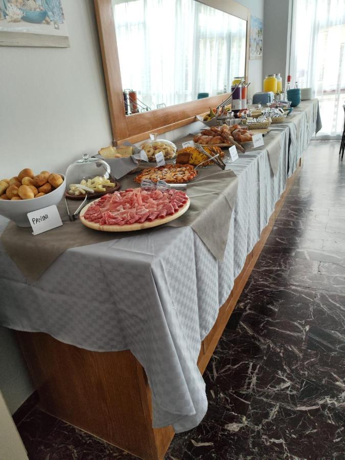 Hotel La Torre 체르비아 외부 사진